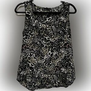 𝅺forever21 Camouflage Racerback In Size Medium